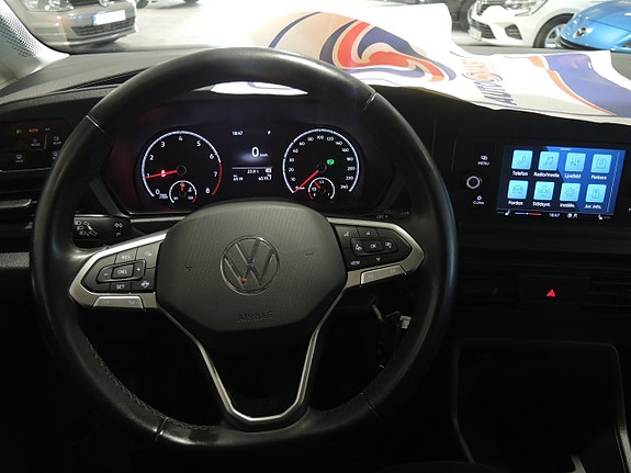 Volkswagen Caddy Maxi 12 of 22