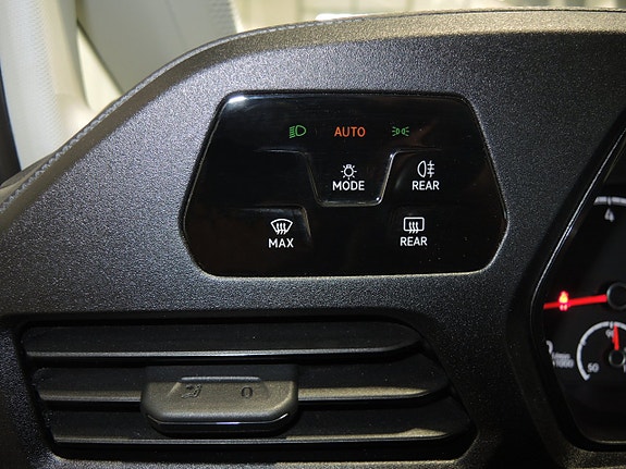 Volkswagen Caddy Maxi 19 of 22