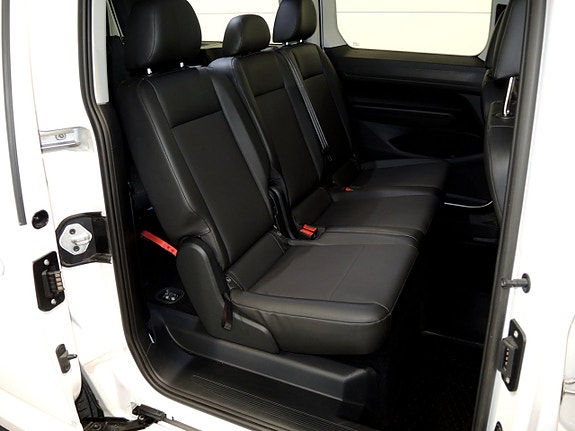 Volkswagen Caddy Maxi 15 of 22