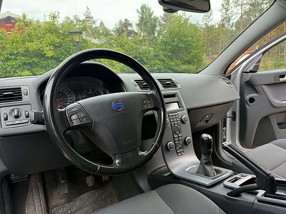 Volvo V50 5 of 9