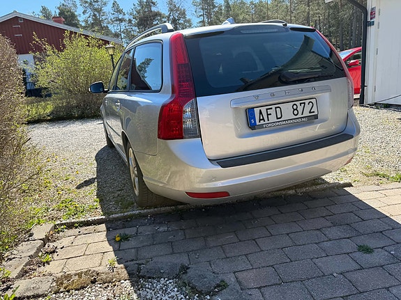 Volvo V50 4 of 9