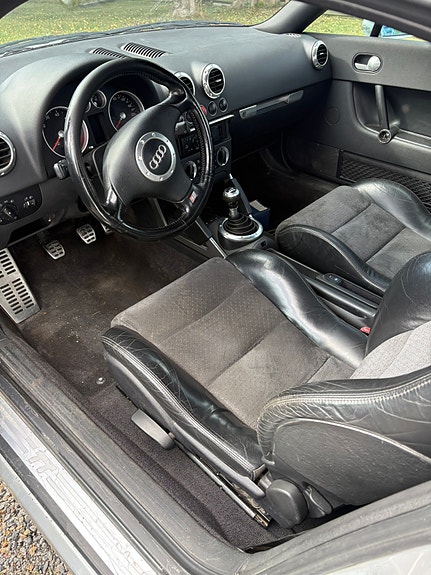 Audi TT 5 of 5
