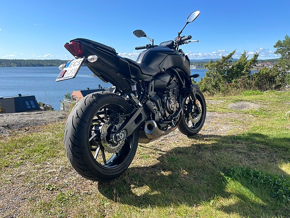 Yamaha MT-07 3 of 7