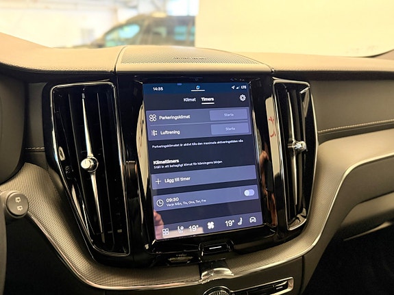 Volvo XC60 19 of 25