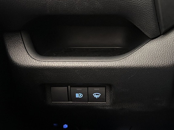 Toyota RAV4 13 of 30