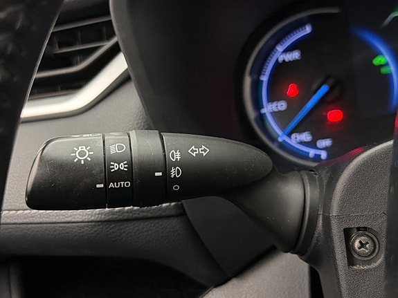 Toyota RAV4 14 of 30