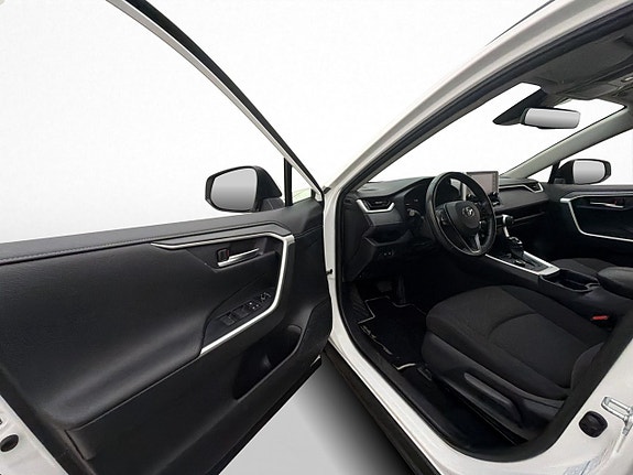 Toyota RAV4 10 of 30