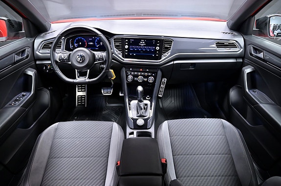 Volkswagen T-Roc 15 of 23