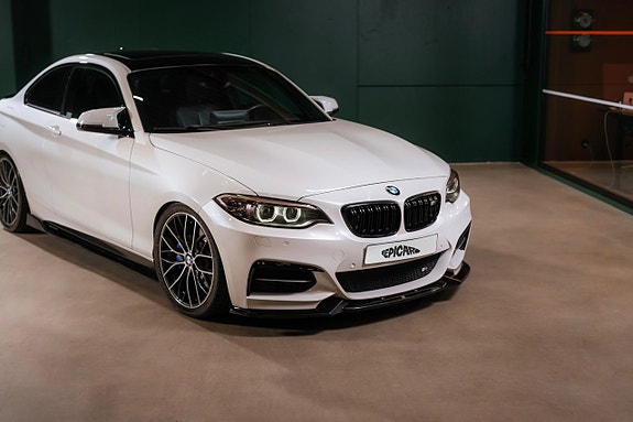 BMW M235i 11 of 27