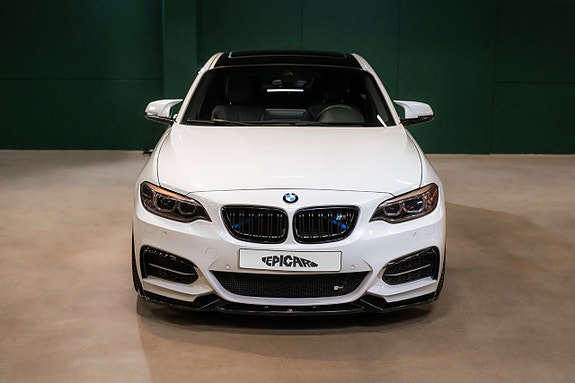 BMW M235i 6 of 27