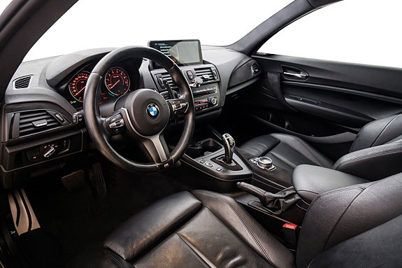 BMW M235i 13 of 27