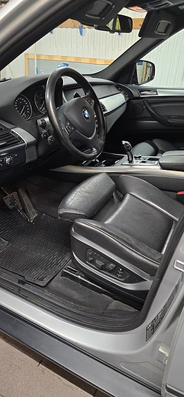 BMW X5 4 of 8
