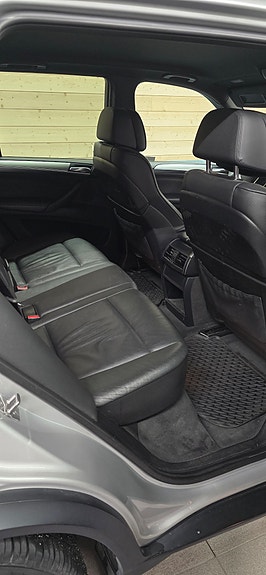 BMW X5 5 of 8