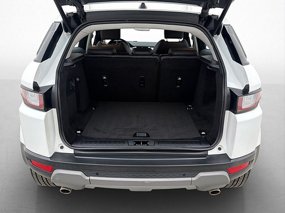 Land Rover Range Rover Evoque 26 of 28