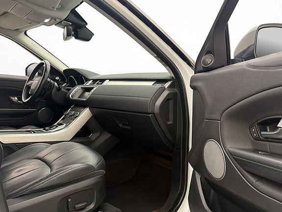 Land Rover Range Rover Evoque 12 of 28