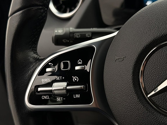 Mercedes-Benz B180 15 of 25