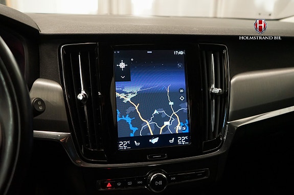 Volvo V90 16 of 25