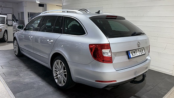 Skoda Superb 5 of 16