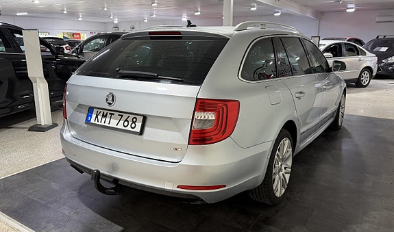 Skoda Superb 6 of 16