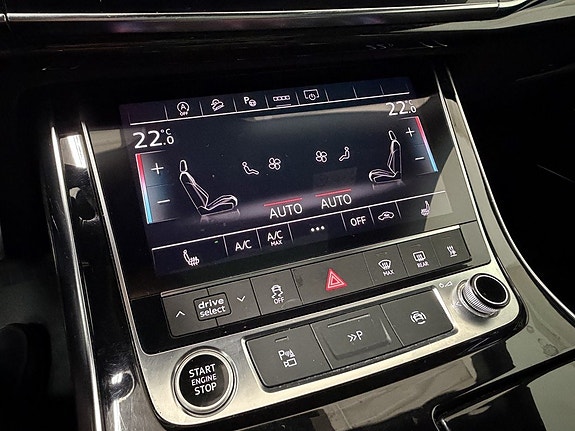 Audi Q8 28 of 29