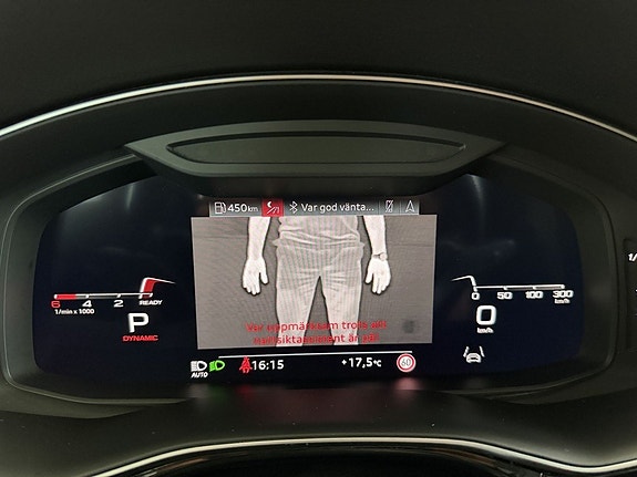 Audi Q8 24 of 29