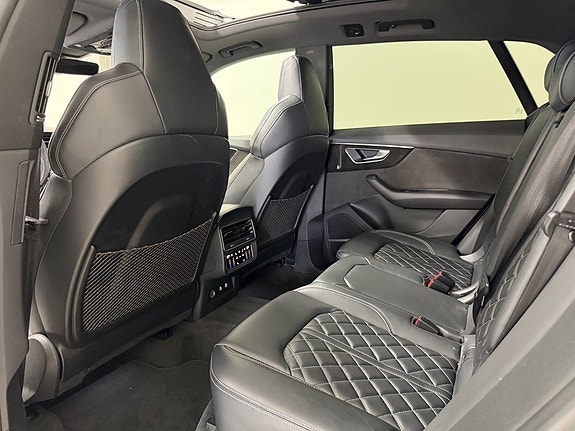 Audi Q8 17 of 29
