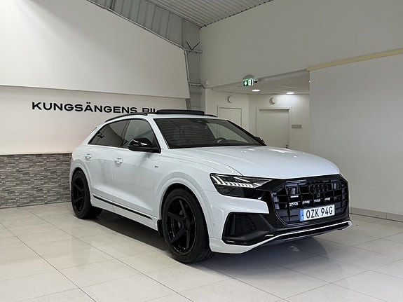 Audi Q8 6 of 29