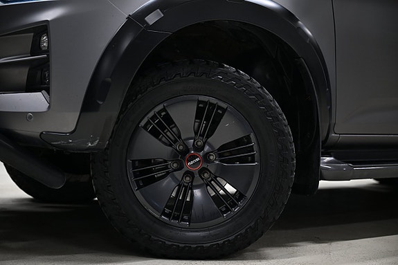 Isuzu D-max 4 of 30