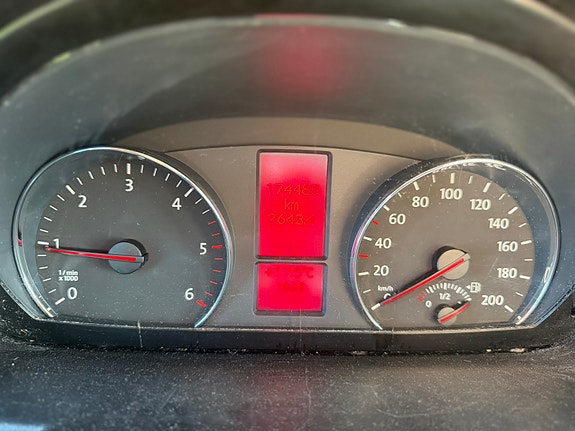 Volkswagen Crafter 35 12 of 13