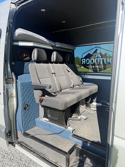 Volkswagen Crafter 35 7 of 13