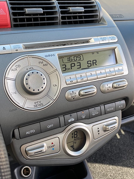 Honda Jazz 4 of 8