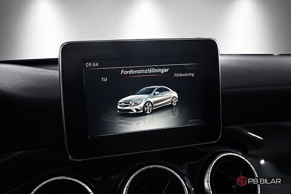 Mercedes-Benz CLA200 21 of 25