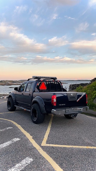 Nissan Navara 4 of 8