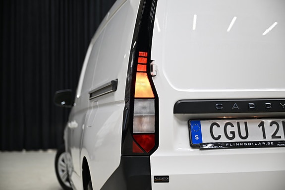 Volkswagen Caddy Maxi 10 of 30