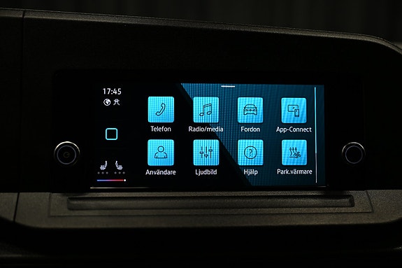 Volkswagen Caddy Maxi 27 of 30