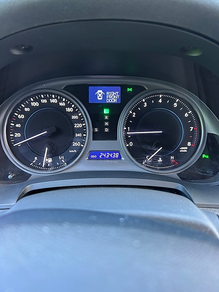 Lexus IS250 11 of 12