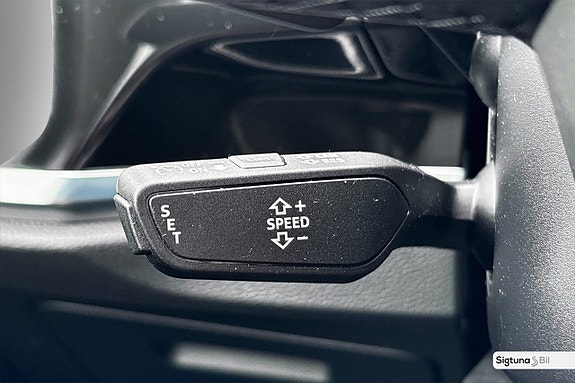 Audi Q3 20 of 27