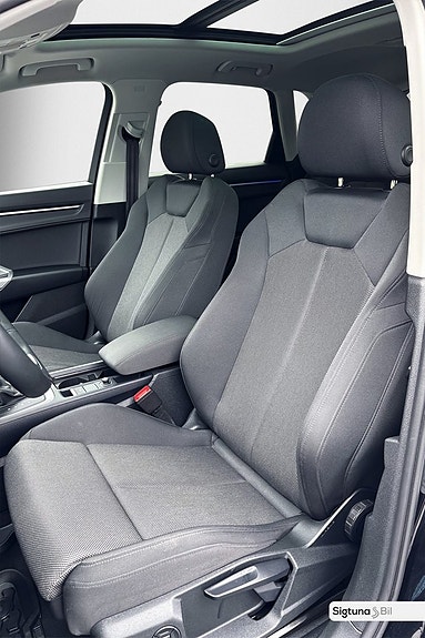 Audi Q3 14 of 27