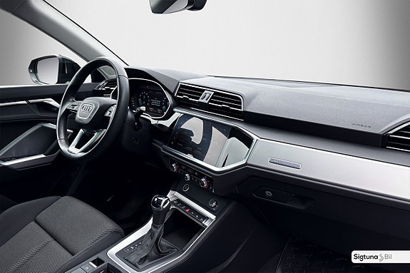 Audi Q3 13 of 27