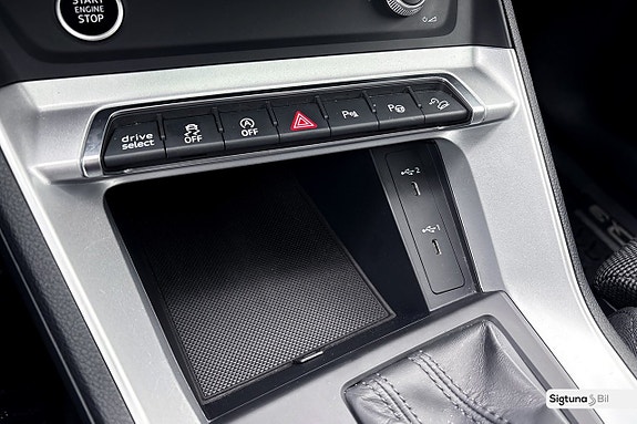 Audi Q3 18 of 27