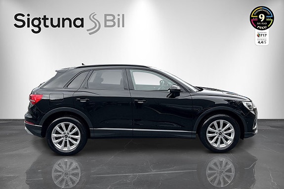 Audi Q3 4 of 27