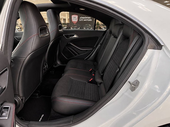Mercedes-Benz CLA220 d 19 of 23