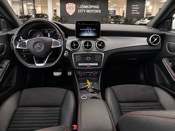 Mercedes-Benz CLA220 d 9 of 23