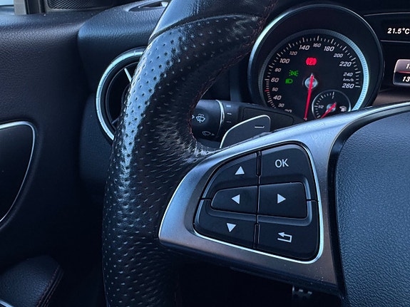 Mercedes-Benz CLA220 d 17 of 23