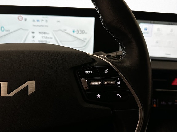 Kia EV6 18 of 30