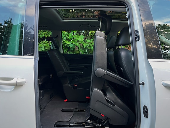 Volkswagen Sharan 18 of 27