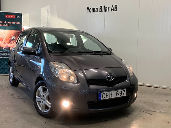 Toyota Yaris 9 of 9