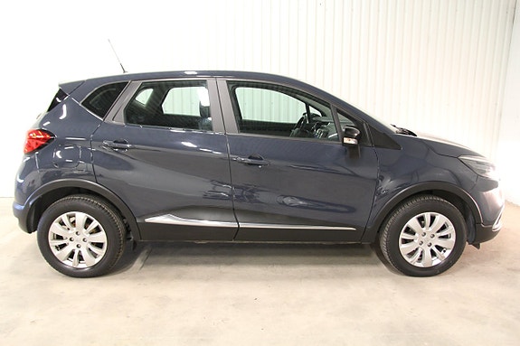 Renault Captur 6 of 17