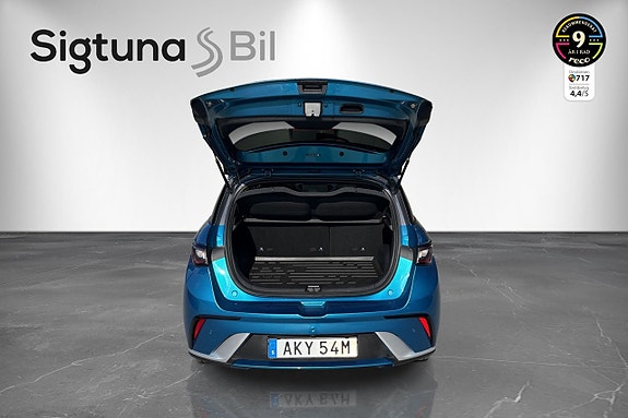 BYD Dolphin 9 of 26