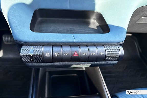 BYD Dolphin 18 of 26